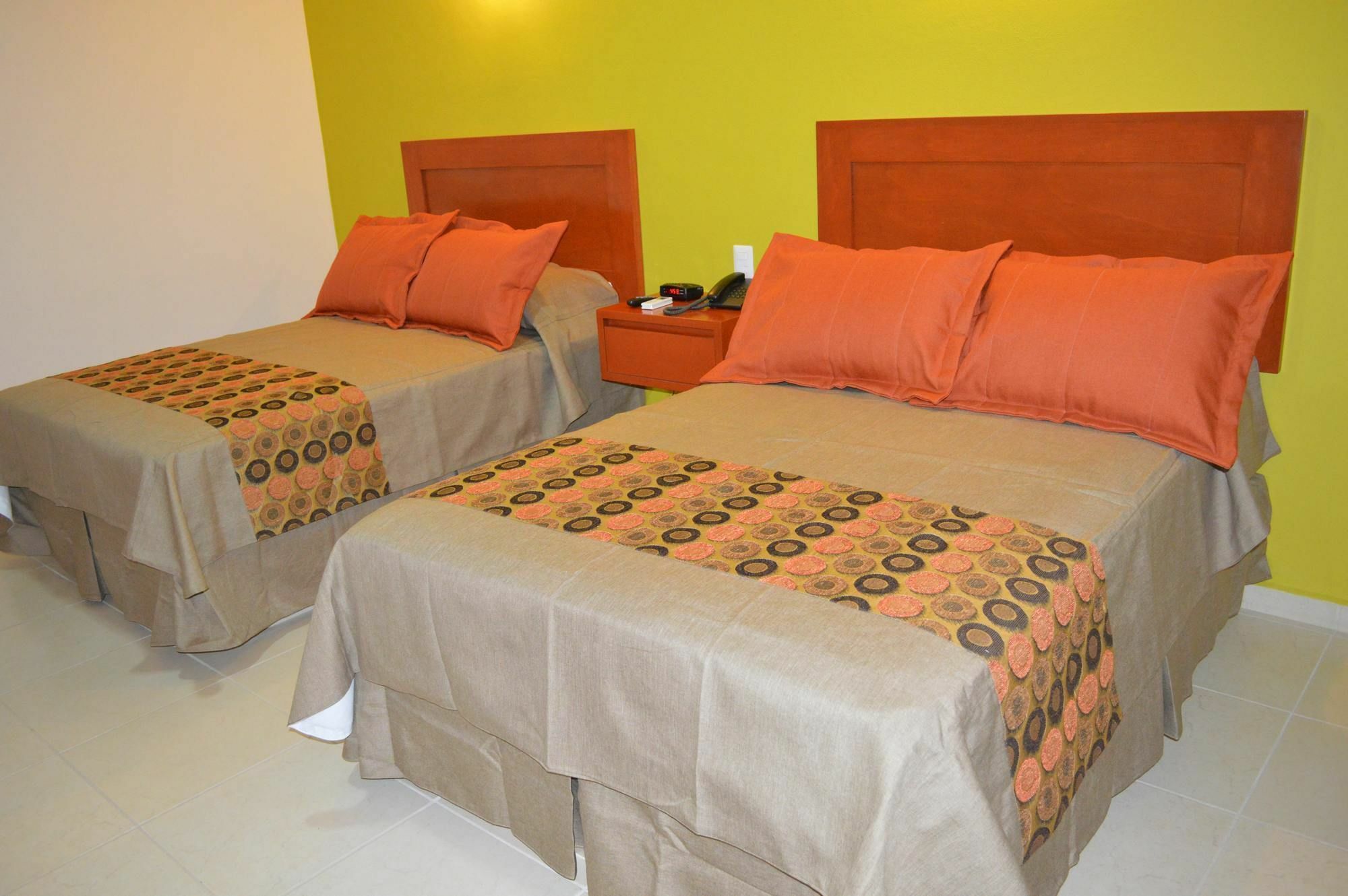 Concierge Plaza La Villa Colima Exterior photo